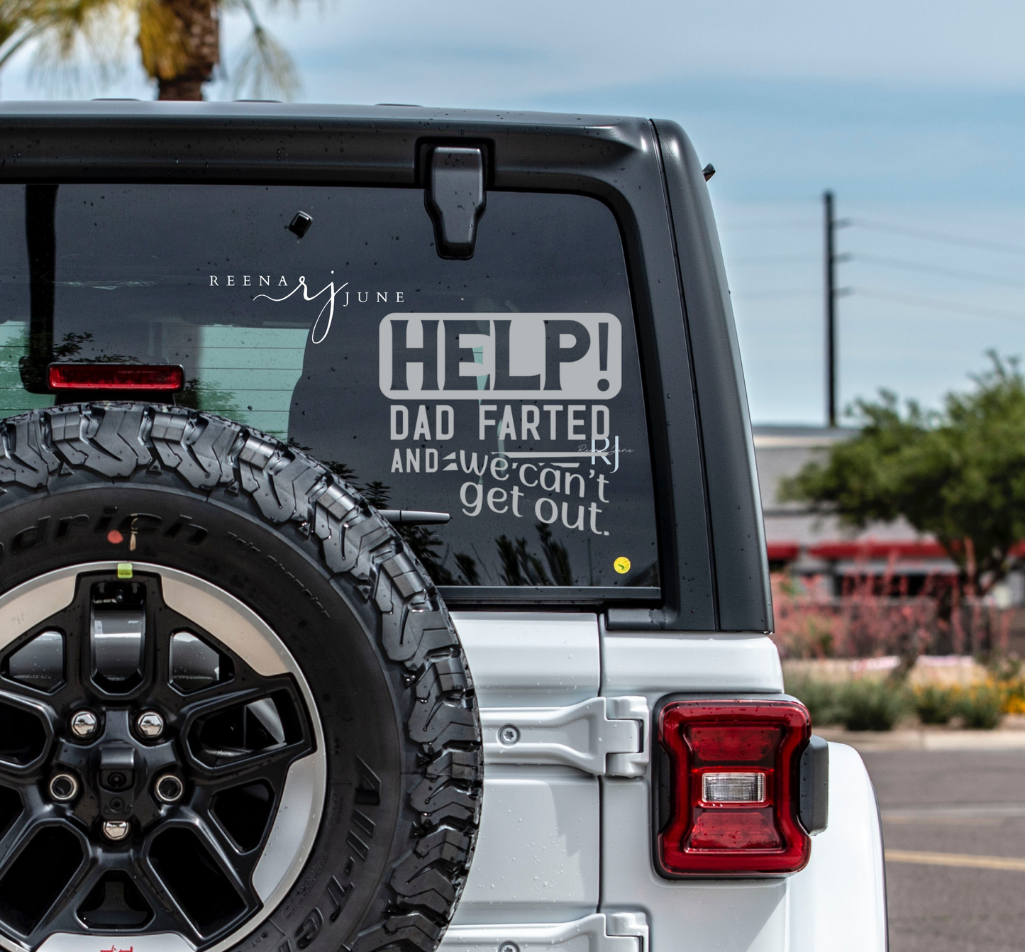 Help Dad Farted Vinyl Decal, Dad Birthday Gifts, Gifts for man, Gifts for Him, Gifts for Dad, Vinyl Sticker, Car Accessories, Funny Gifts
