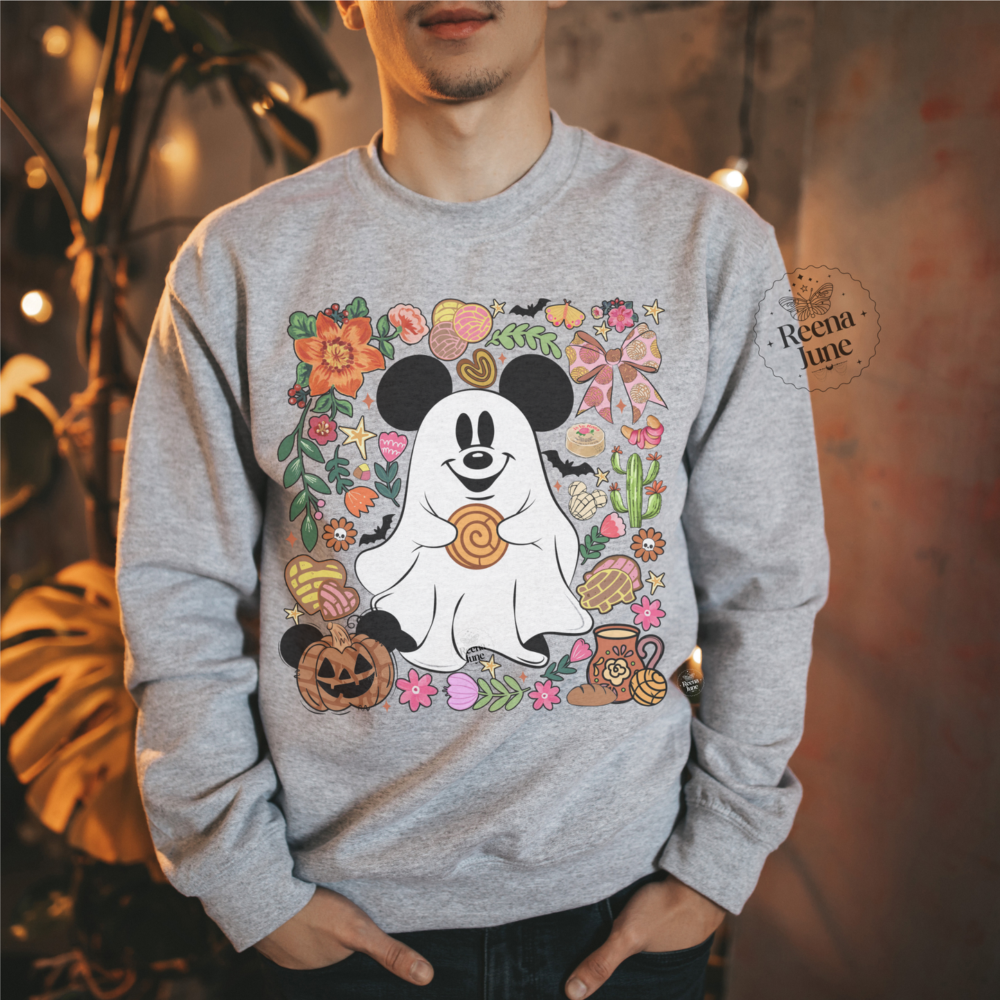 Cute Halloween Ghost Mickey & Minnie Sweatshirt, Fall Disney Couple Pullover, Matching Halloween Outfits, Trick or Treat Sweater, Pan Dulce Shirt